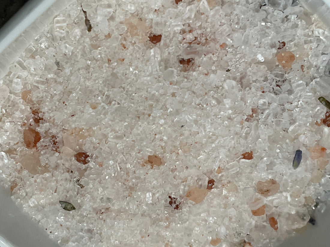 Luxurious Soak – Soften Skin Naturally
